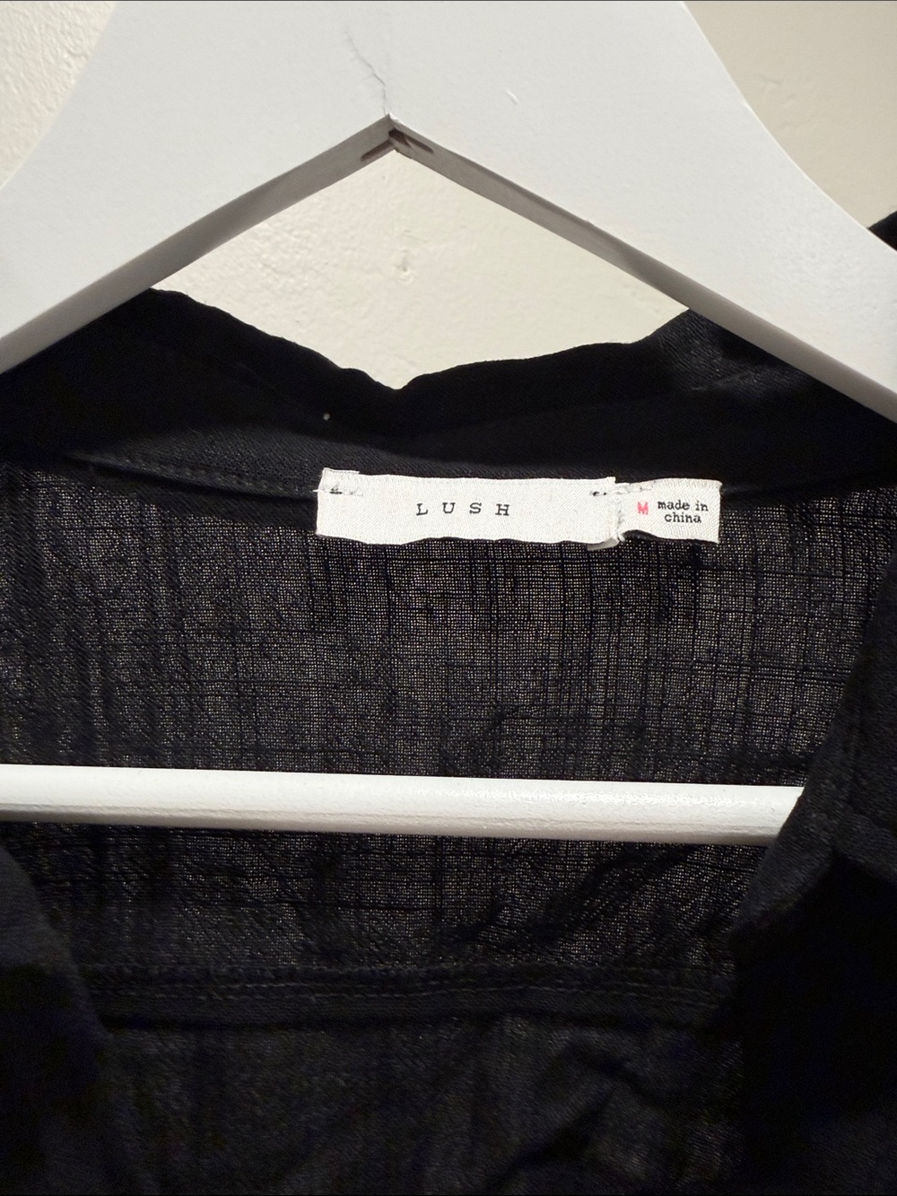 Lush Black Cropped Button-Down Shirt - Picture 2 of 3